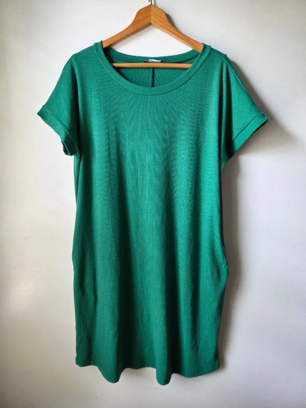 EUC STACCATO GREEN CAP SLEEVES RIBBED T SHIRT DRESS SHORT SZ L